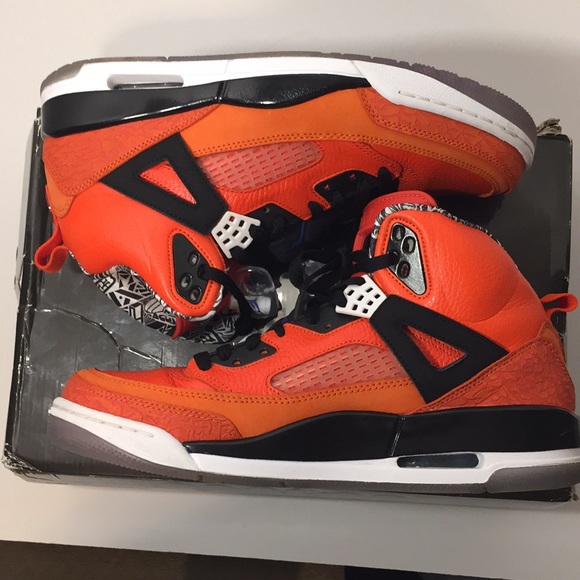 Men’s Jordan Spizike - Picture 4 of 5